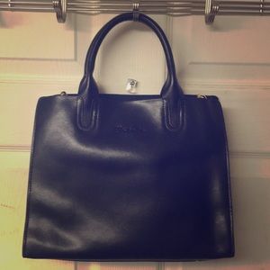 Bostanten faux black leather hand bag